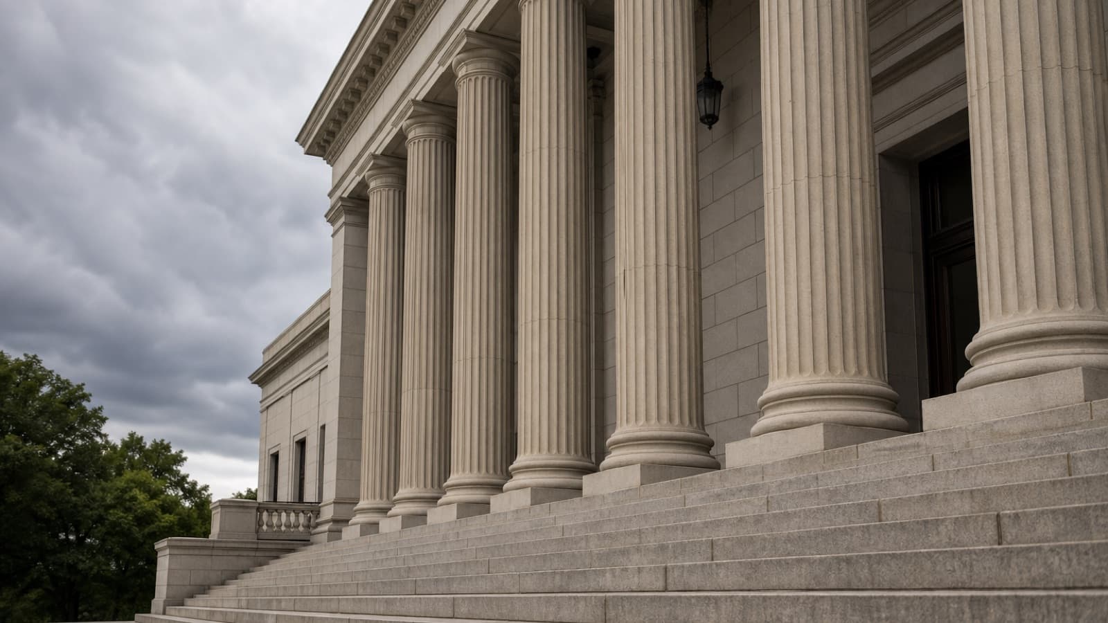 Stone columns and steps of a classical federal courthouse, where False Claims Act cases over MA risk adjustment are resolved